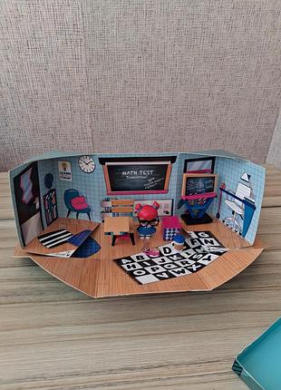 Ігровий набір з лялькою lol surprise furniture teacher's pet (mga entertainment, сша) лол сюрпрайз 3 серії клас розумниці