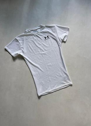 Футболка чоловіча еластична under armour