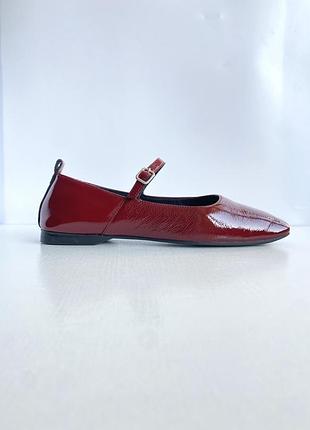 Шкіряні балетки vagabond shoemakers mary jane delia