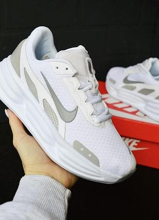 Nike shield comfort ride white gray женские кроссовки белые с серым 39 (25 см) 40