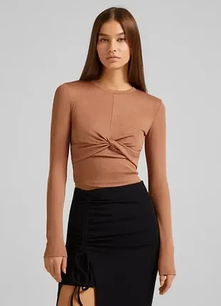 Лонгслів з драпуванням bershka