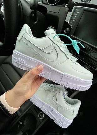 Жіночі кросівки nike air force pixel mint м'ятний колір