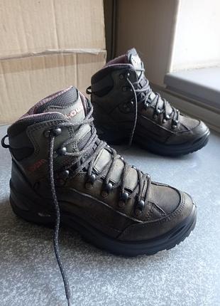 Трекінгові шкіряні черевики lowa renegade goretex