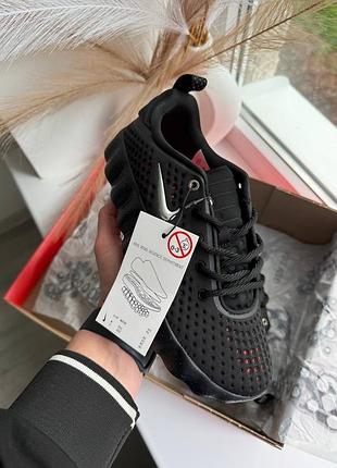 Nike mind black 4