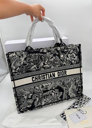 Женская сумка шоппер book tote black toile de jouy embroidery