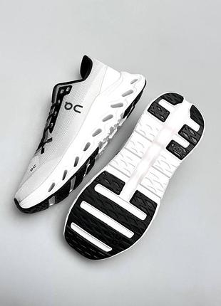 On running cloudtilt light grey black 9