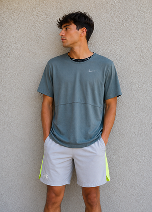 Nike running футболка спортивна nike dri fit nike air