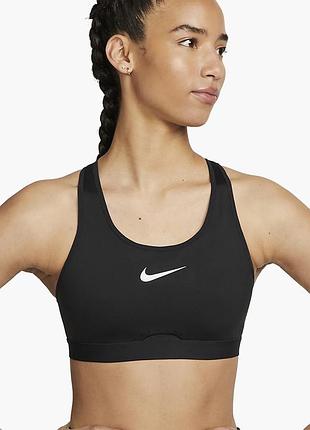 Топ жіночий nike
