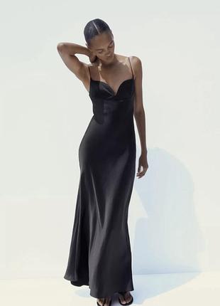 Розкішна, вечірня чорна атласна сукня від zara. привезена з іспанії.