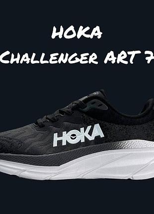 Hoka challenger art 7 black white