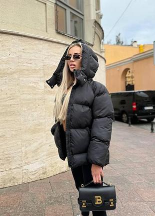Чорна тепла зимова куртка пуховик з великими секціями і відстібним капюшоном (пуффер), 48-50