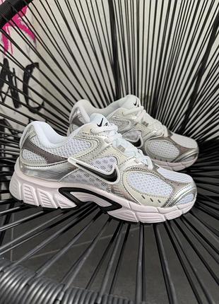 Стильні жіночі кросівки nike v5 rnr white/silver/black