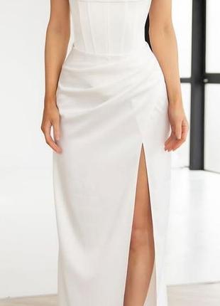 Белое длинное корсетное платье выпускное/весильное white corset prom dress, состоит из юбки и корсета и сидит очень красиво