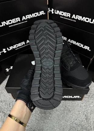 Under armour essential runner black 5