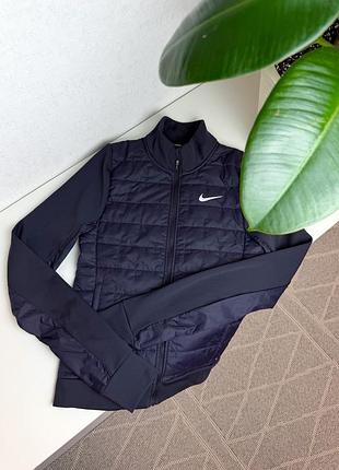 Жіноча куртка nike therma fit