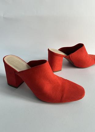 Жіночі мюлі від m&s