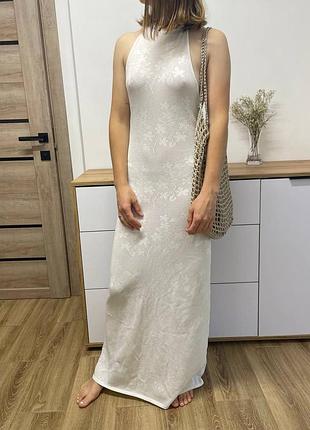 Белое кружевное пляжное платье макси халтер bershka
