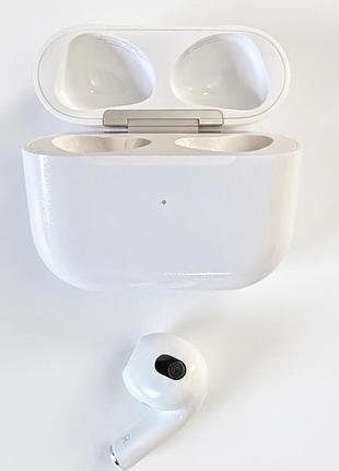 Apple airpods 3 (оригінал) • magsafe кейс + правий навушник