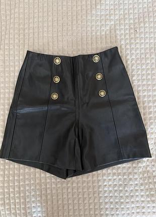 Шорти zara з еко шкіри