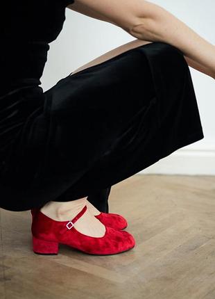 Бархатные туфли мери джейн ikos shoes красные на каблуках вельветовые замшевые лодочки с ремешком 38 размер