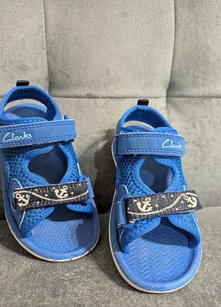 Босоніжки clarks  22 розмір