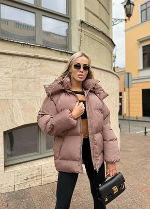 Коричнева(капучино) тепла зимова куртка пуховик з великими секціями і відстібним капюшоном (пуффер), 42-46