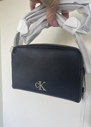 Сумка кросбоди calvin klein