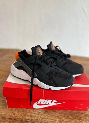 Кросівки nike air huarache