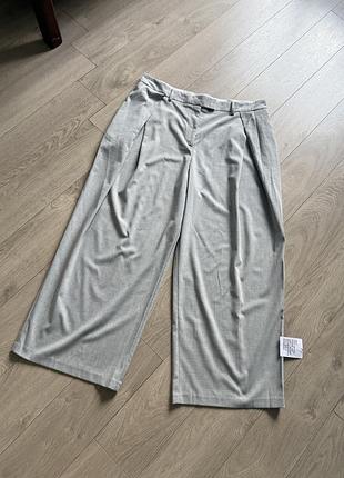 Шикарні брюки asos