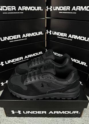 Under armour essential runner all black 9