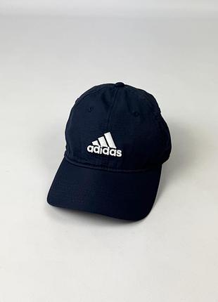 Кепка adidas blue men cap оригінал темно синя чоловіча з вишитим логотипом розмір one size