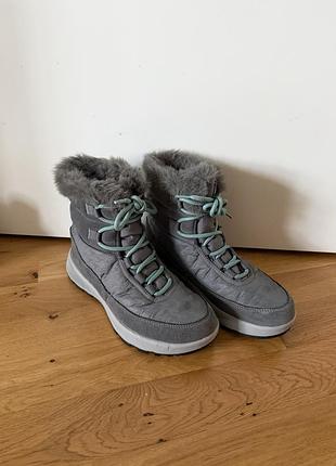 Зимові черевики columbia 39 як нові