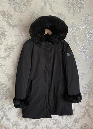 Жіноча парка woolrich