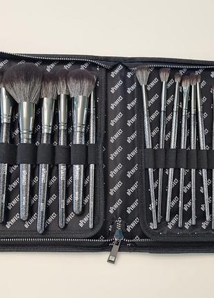 Величезний набір пензлів від bperfect cosmetics