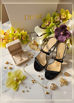 Оригинальн! люксовые черные шелковые босоножки christian dior со стразами (размер 37)
