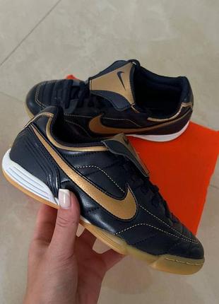 Футзалки — модель nike tiempo legend оригінал