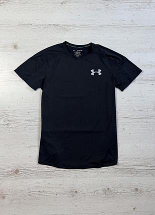 Футболка under armour