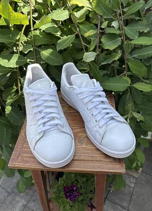 Adidas кросівки шкіряні  білі, 38 розмір (устілка 24.5 см)