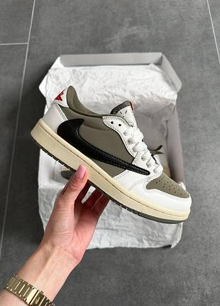 Стильні жіночі кросівки air jordan 1 retro low og travis scott black/khaki