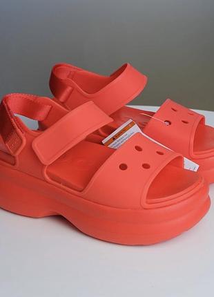 Босоніжки crocs