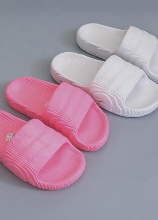 Adidas шльопанці