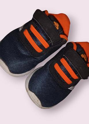 Кроссовки-сеточка для малыша bobbi shoes р. 19