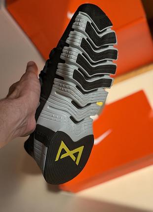 Nike metcon 5 4