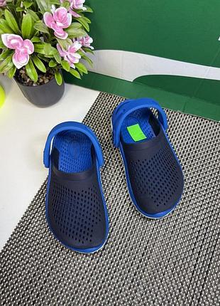 Оригинальные шлепанцы крокс crocs