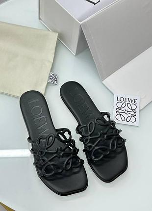 Шлепки loewe