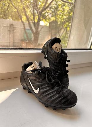 Бутси для футболу nike 3-4р