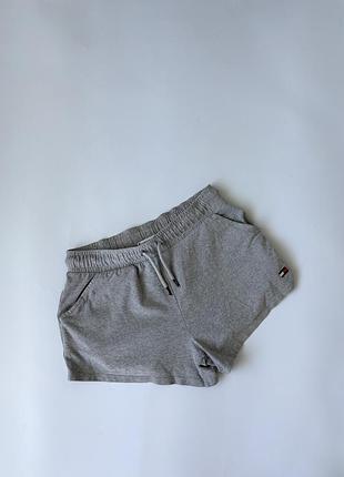 🩳 сірі трикотажні шорти tommy hilfiger у відмінному стані