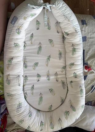 Кокон гніздо для немовлят baby design перо м'ята топ
