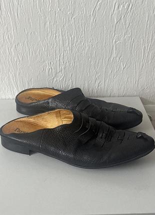 Шкіряні шльопанці papucei 40