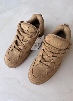 Кросівки zara